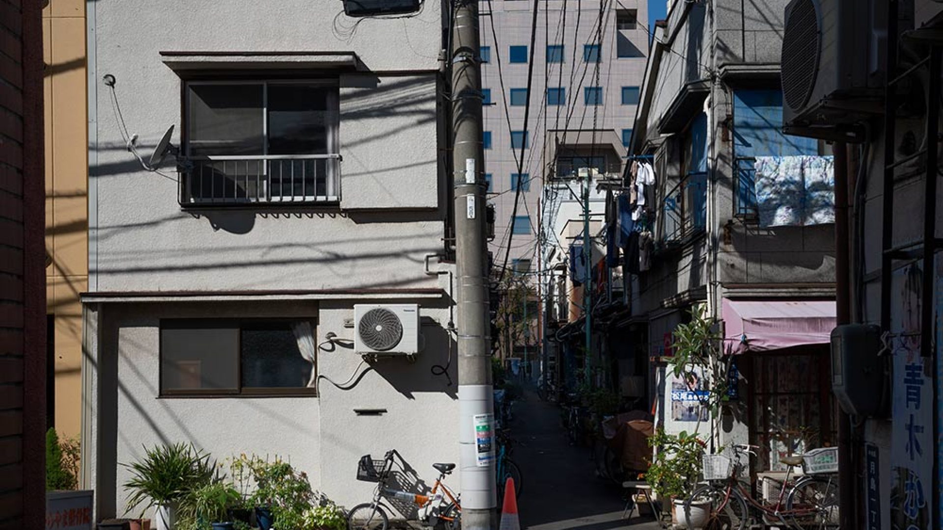 tokyo-cityscape-daytime