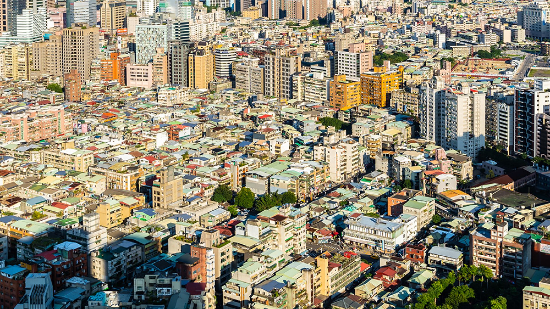 台股無量崩跌「房市會是下一個」？央行第八波可能變救市⋯龐大交屋潮會讓房價殺一波嗎？【HOT】